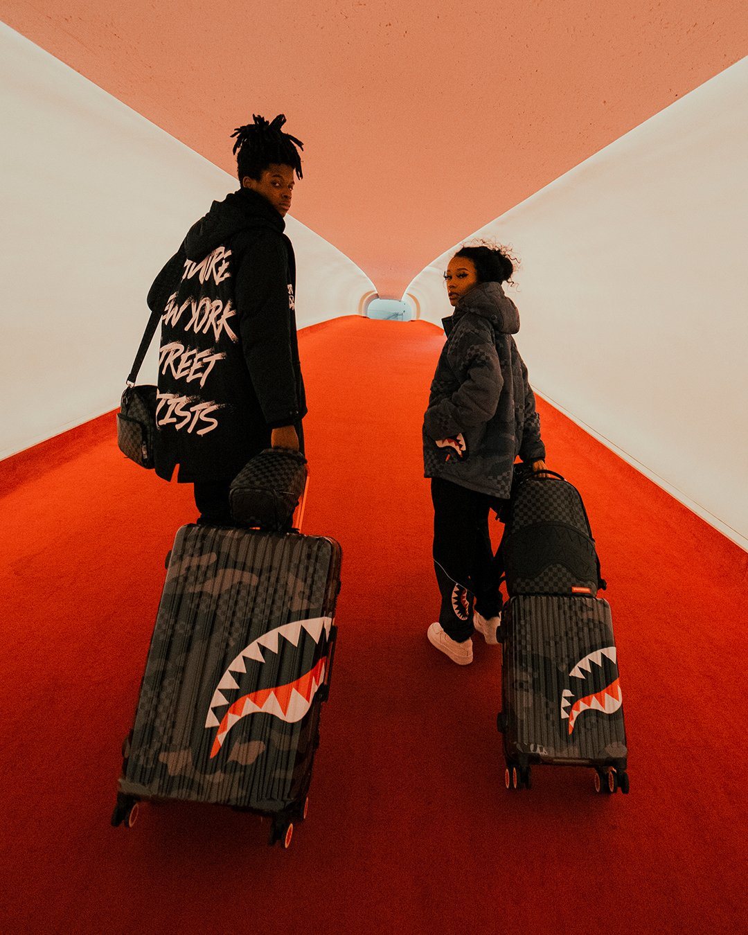 3AM SHARKNAUTICS 22” CARRY-ON LUGGAGE - Image 6
