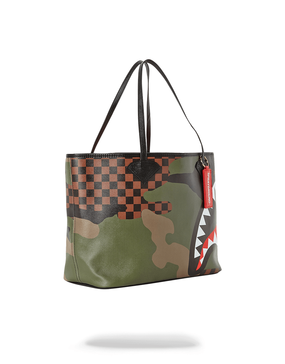 SHARKS IN PARIS (CAMO EDITION) TOTE - Image 4