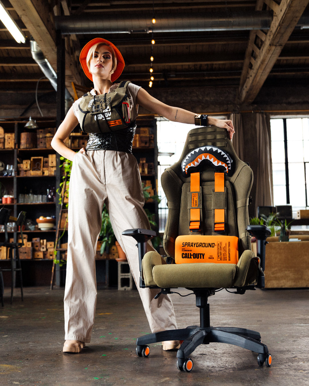 CALL OF DUTY FLYING ASSASSINS PARACHUTE CHESTPACK - Image 4