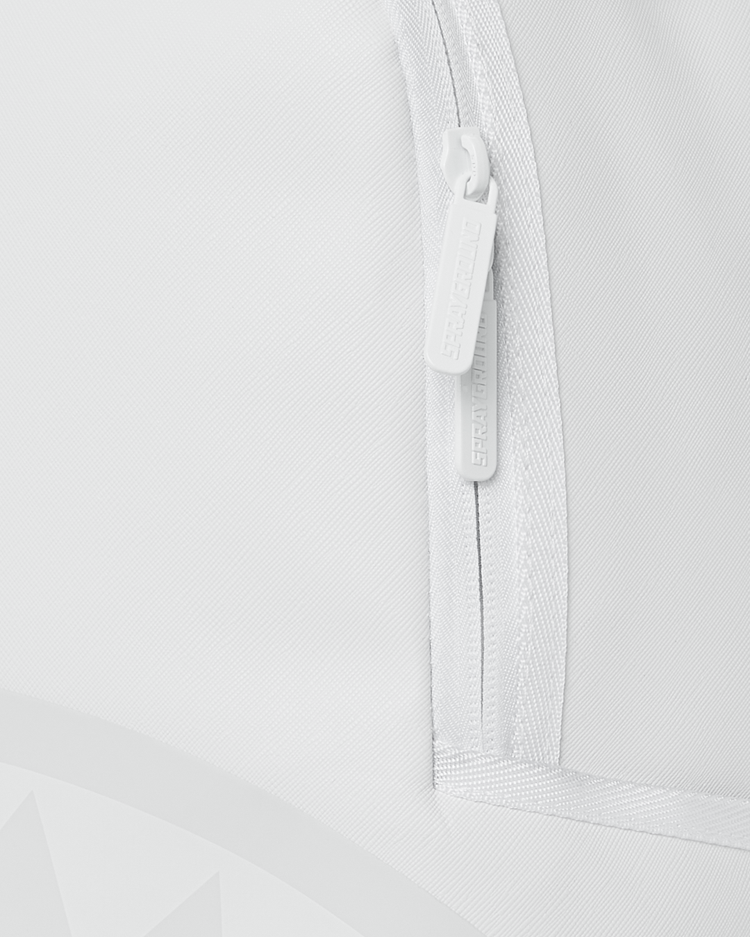 SHARK CENTRAL BACKPACK WHT/WHT (DLXV) - Image 9