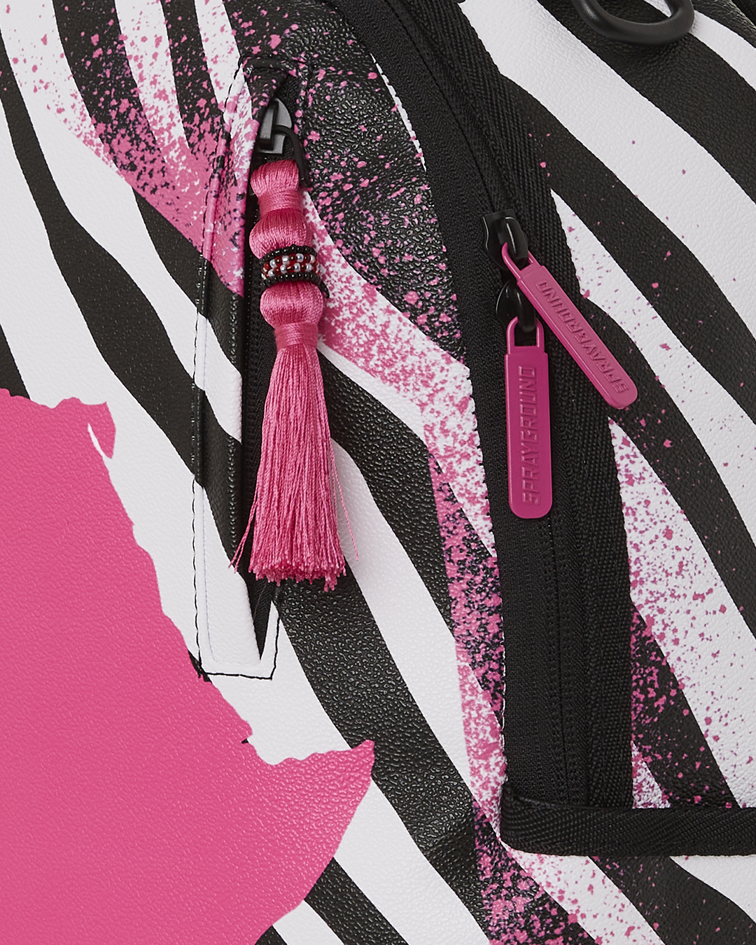 A.I.8 AFRICAN INTELLIGENCE MOTHERLAND LOVE BACKPACK (DLXV) - Image 11