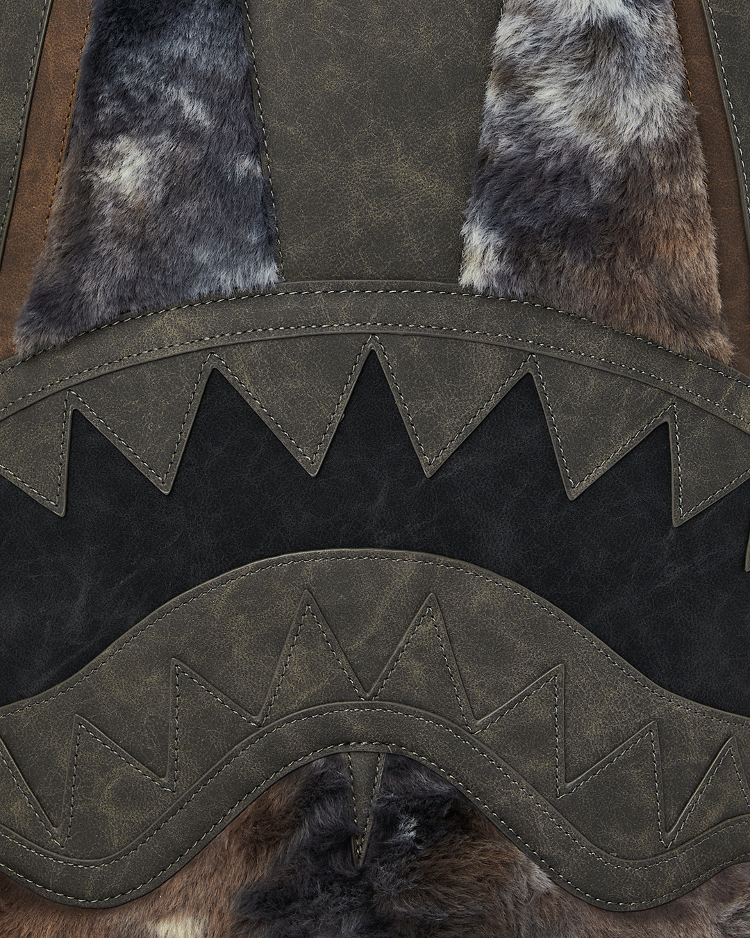 FOUNDATION DAYS FUR COAT SHARK BACKPACK - Image 13